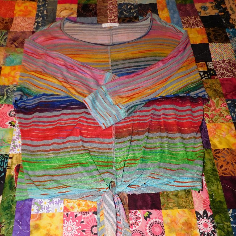 STUDIO JPR~ SOFT SWEATER TYPE ~3/4 DOLMAN SLEEVE~ MULTI COLOR STRIPE ~SZ MED
